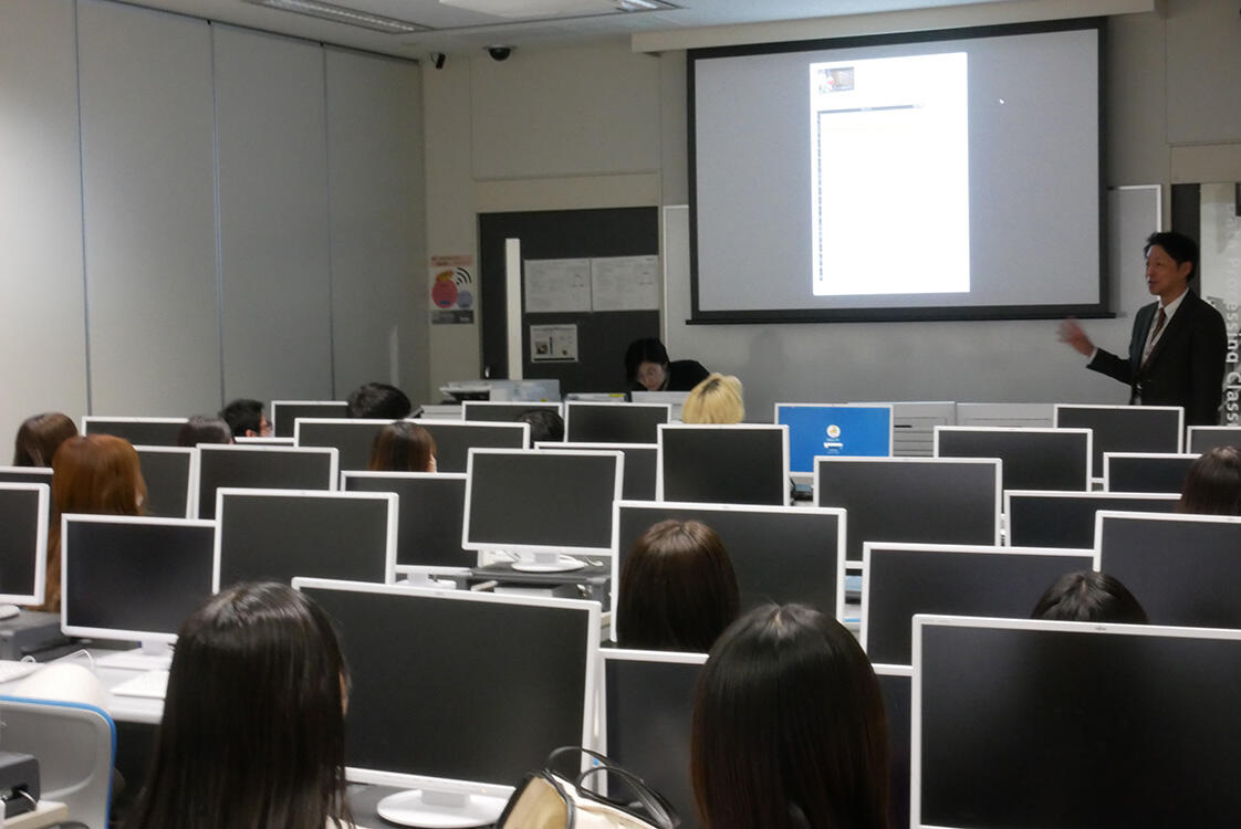 名城大学】経営学部の澤田慎治准教授のゼミ生が桃の新品種の販売