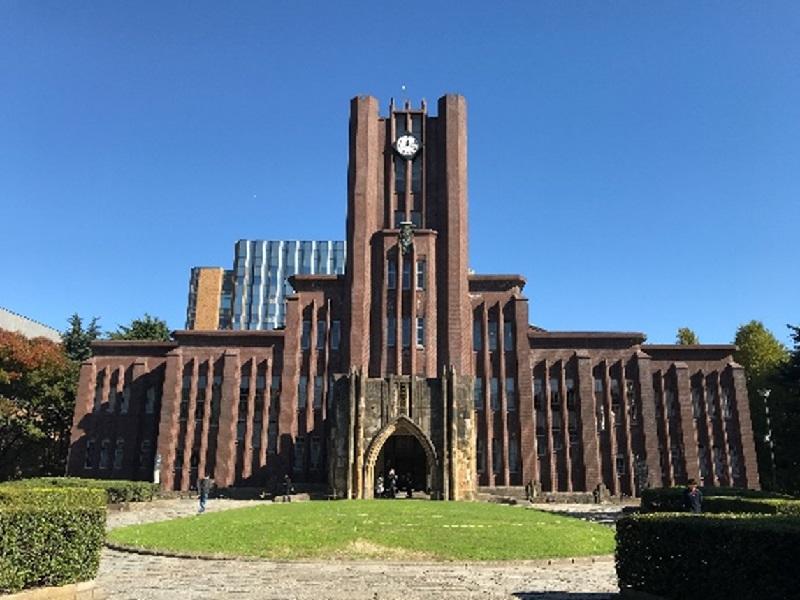 写真①：会場である東京大学の安田講堂