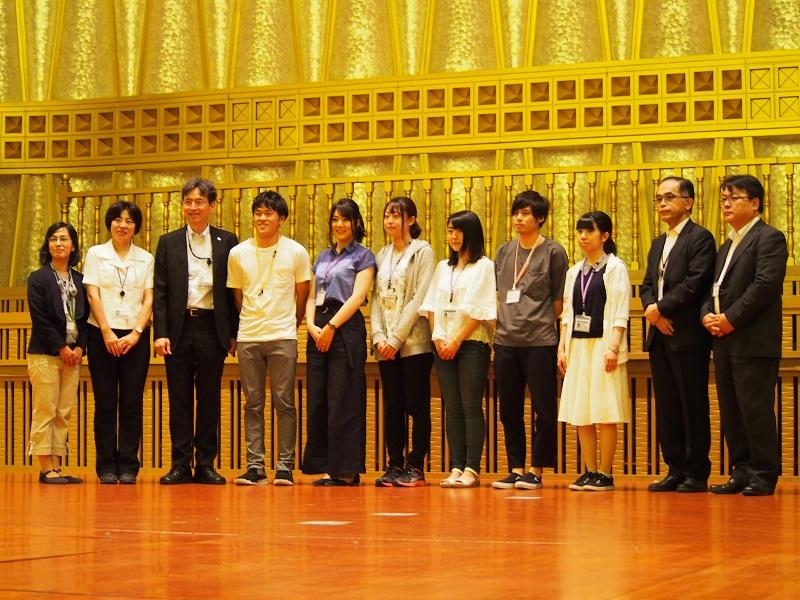 3大学全体から選抜され、表彰される発表チーム
