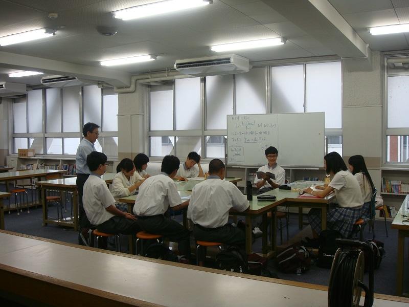 教員はファシリテータ役