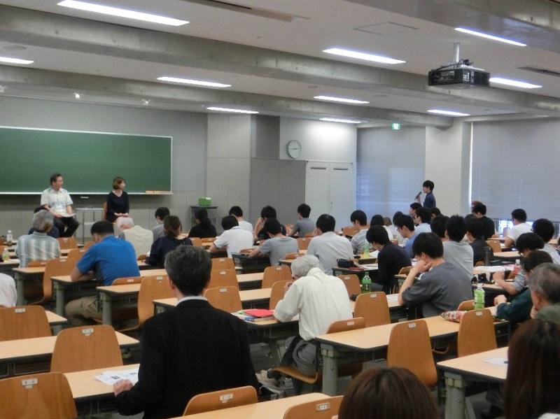 質疑応答の様子