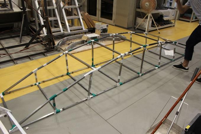 撮影方向を工夫すると「橋」らしく見えます