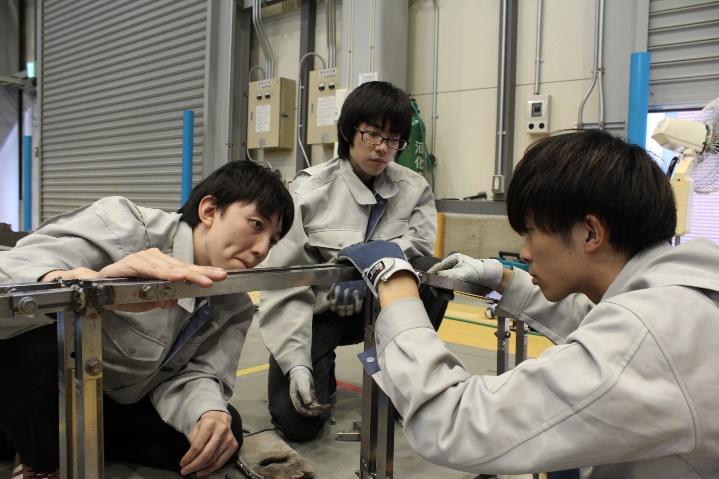 部材と部材の接合状況を確認するメンバー