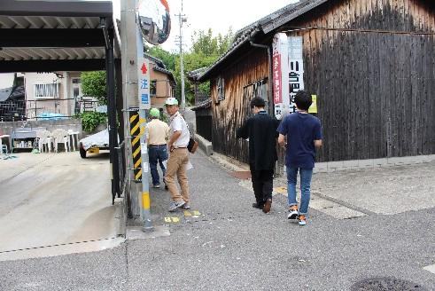 黒板塀が特徴的な東浦町緒川地区を調査中