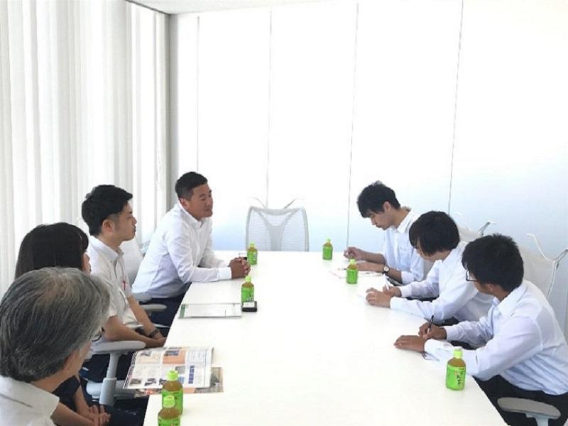 企業内での検討会議