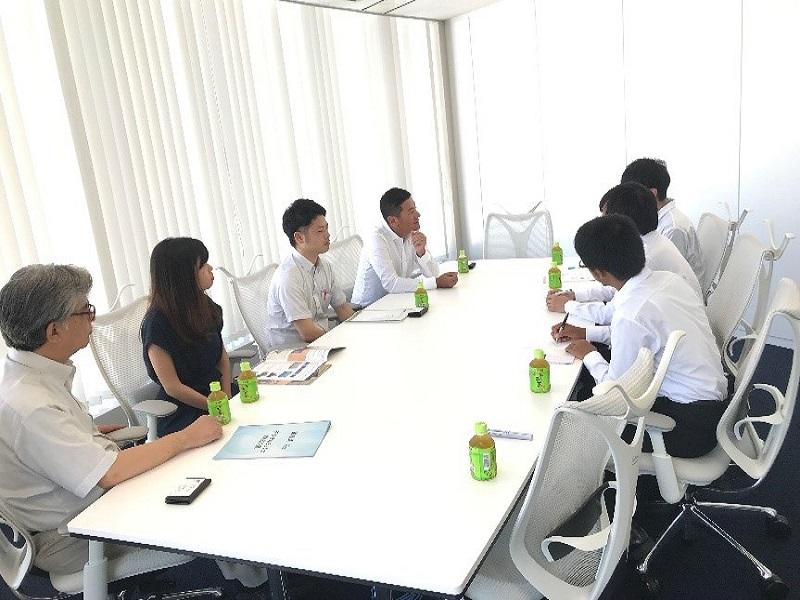 企業内での検討会議