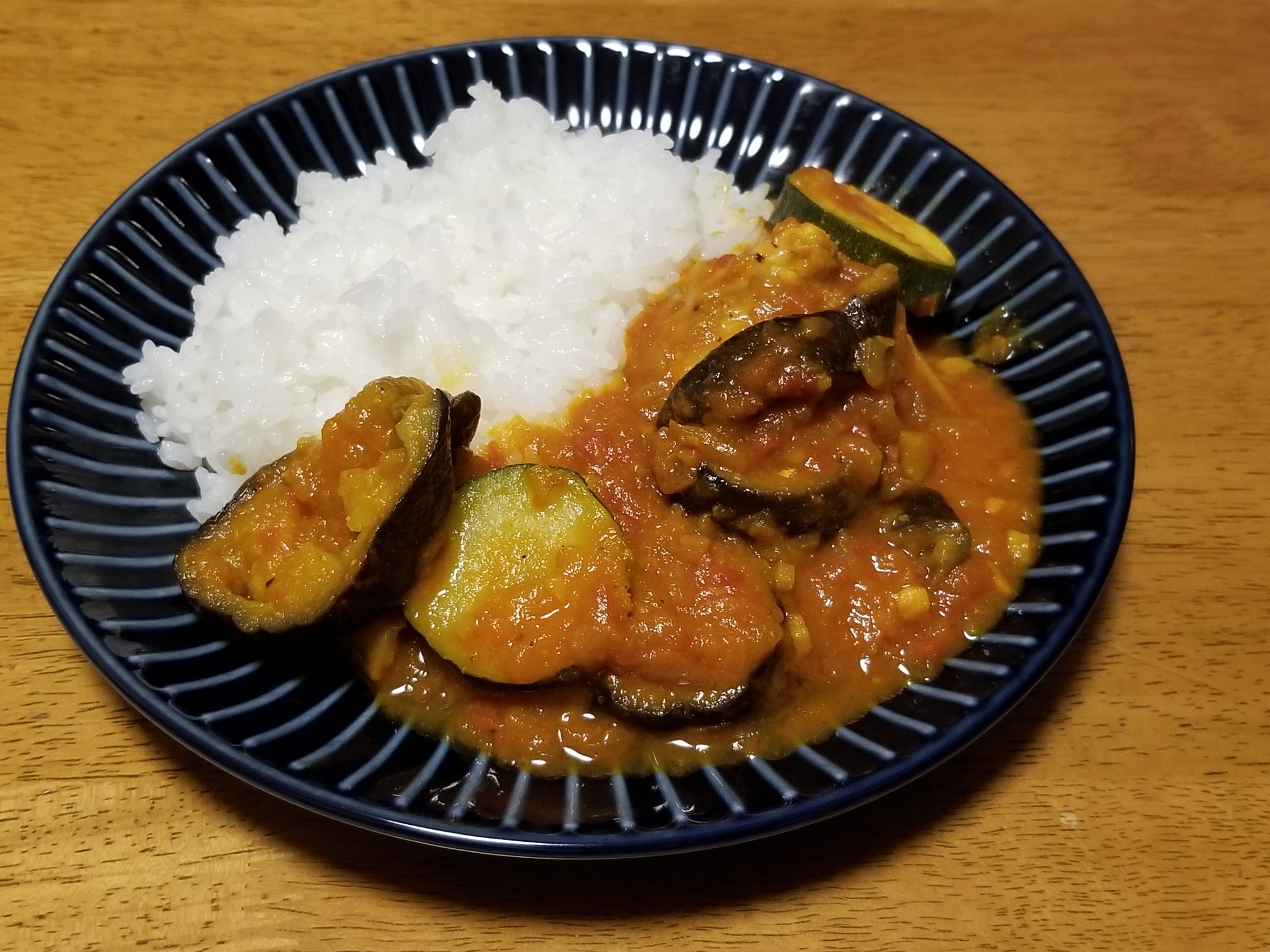 鶏肉とナスとズッキーニのカレー