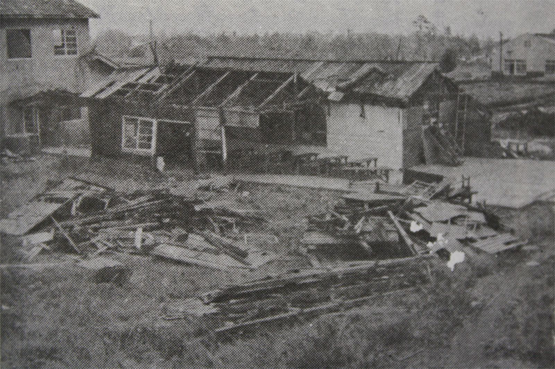 破壊された農学部の旧鷹来寮食堂（「農学部30年の歩み」より）