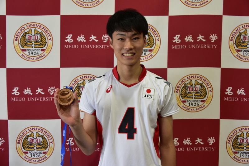 バレーボール部の田代至さんが第15回世界ユース男子選手権大会で銅メダル獲得 ニュース 名城大学