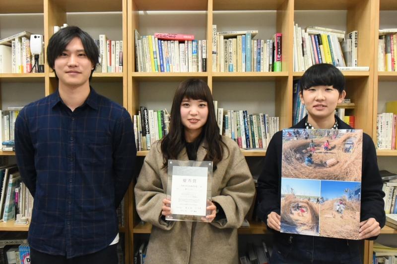 (左から)内田さん、江端さん、伊藤さん