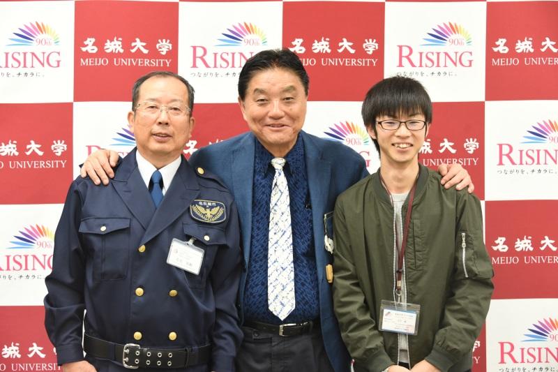 (左から)若見さん、河村市長、田中さん