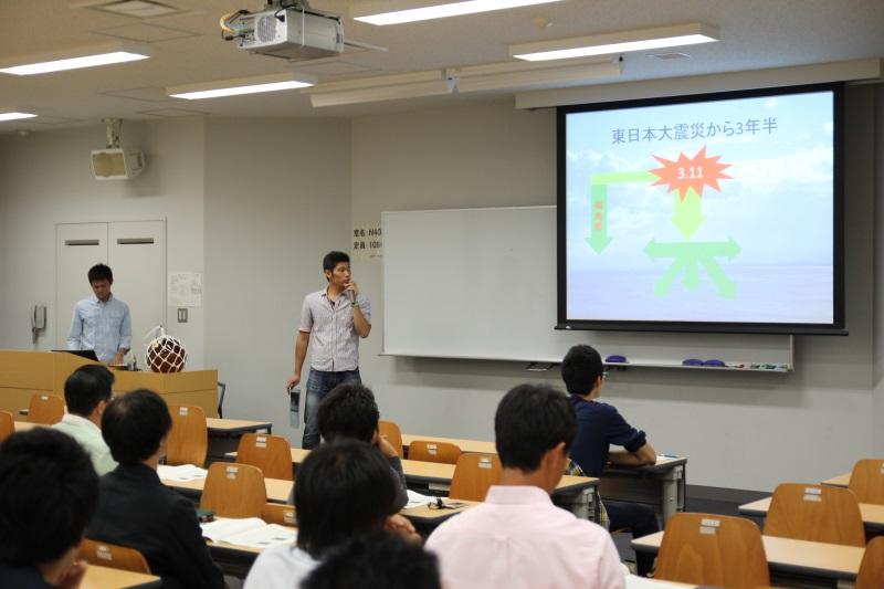 約50人が参加した「チャリ・チャリ・チャリティー!プロジェクト」の活動報告会(9月30日、共通講義棟北4階N403講義室で)