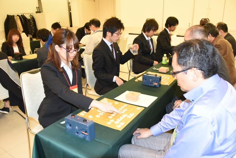 将棋部の大学日本一を祝い100人が集う Ob会とスポーツ 文化後援会が主催 ニュース 名城大学 将棋部の大学日本一を祝い100人が集う Ob会とスポーツ 文化後援会が主催 ニュース 名城大学