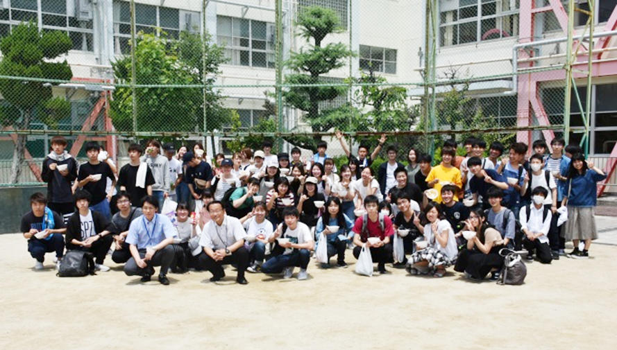 ナゴヤドーム前キャンパスの学生らが東区（矢田学区）の清掃活動に参加