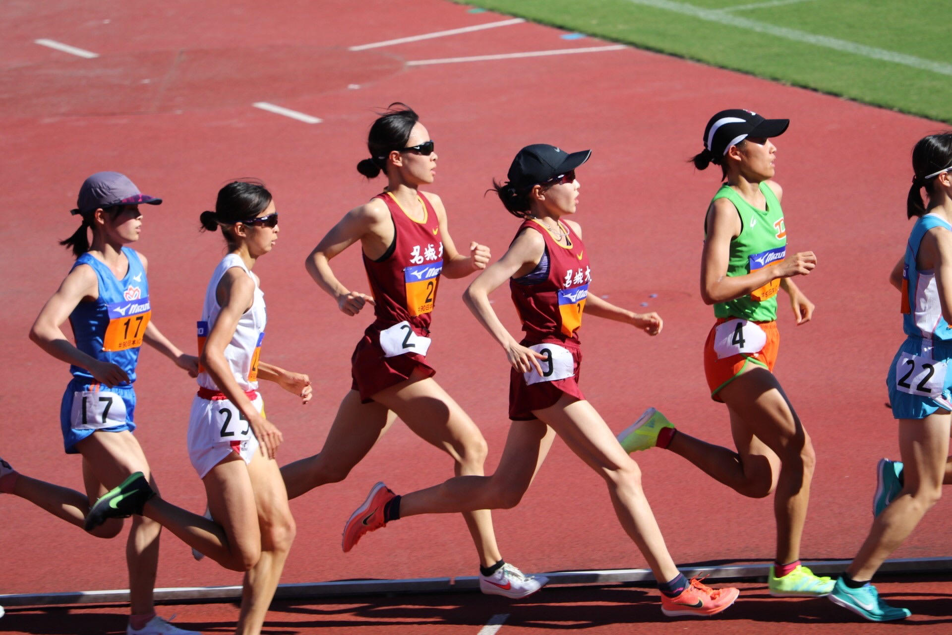 5000ｍでの小林選手と山本選手