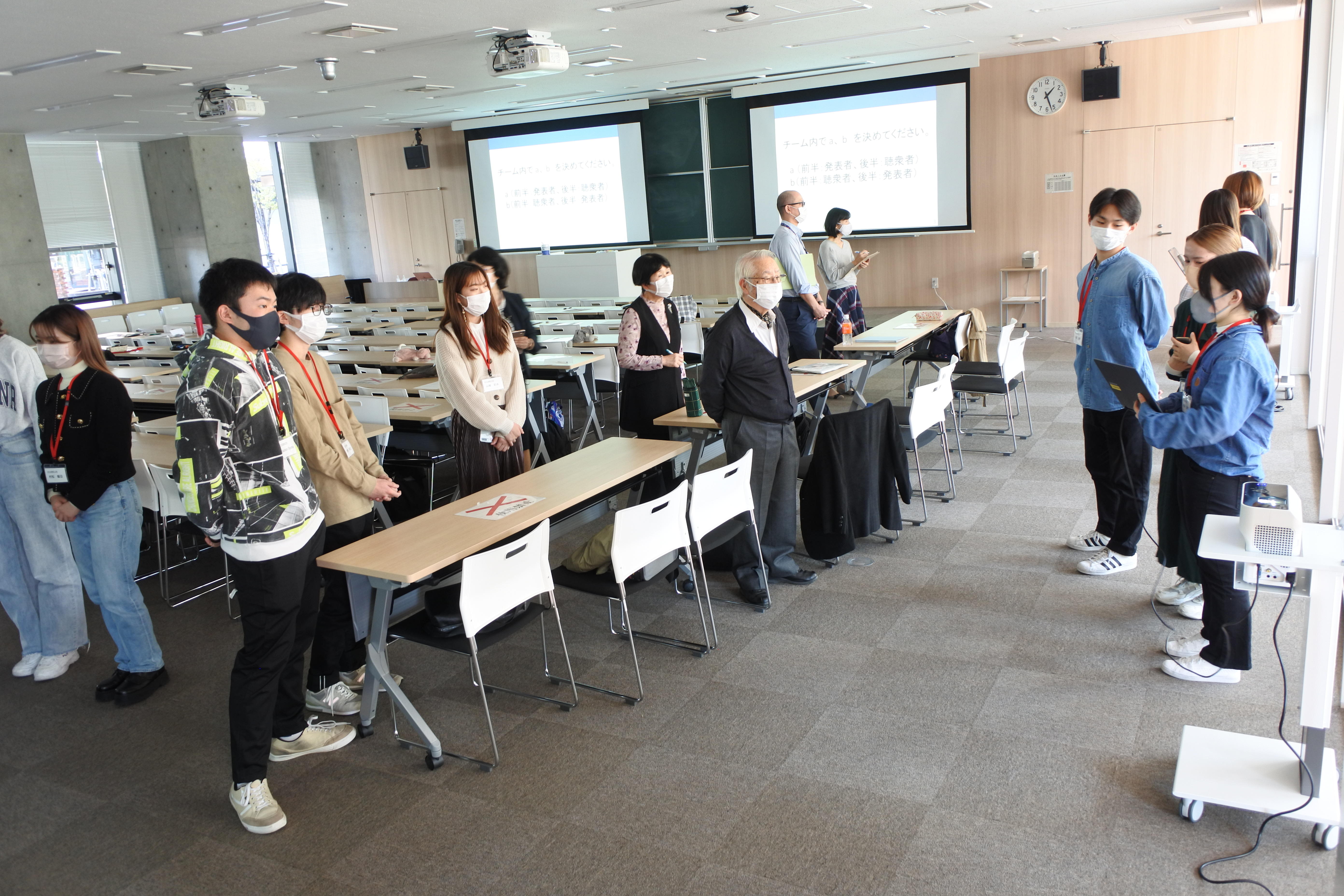 外国語学部の基礎演習で名古屋市、東区と連携 「ICTを活用した地域情報発信力向上プロジェクト」で若い発想の提案を発表