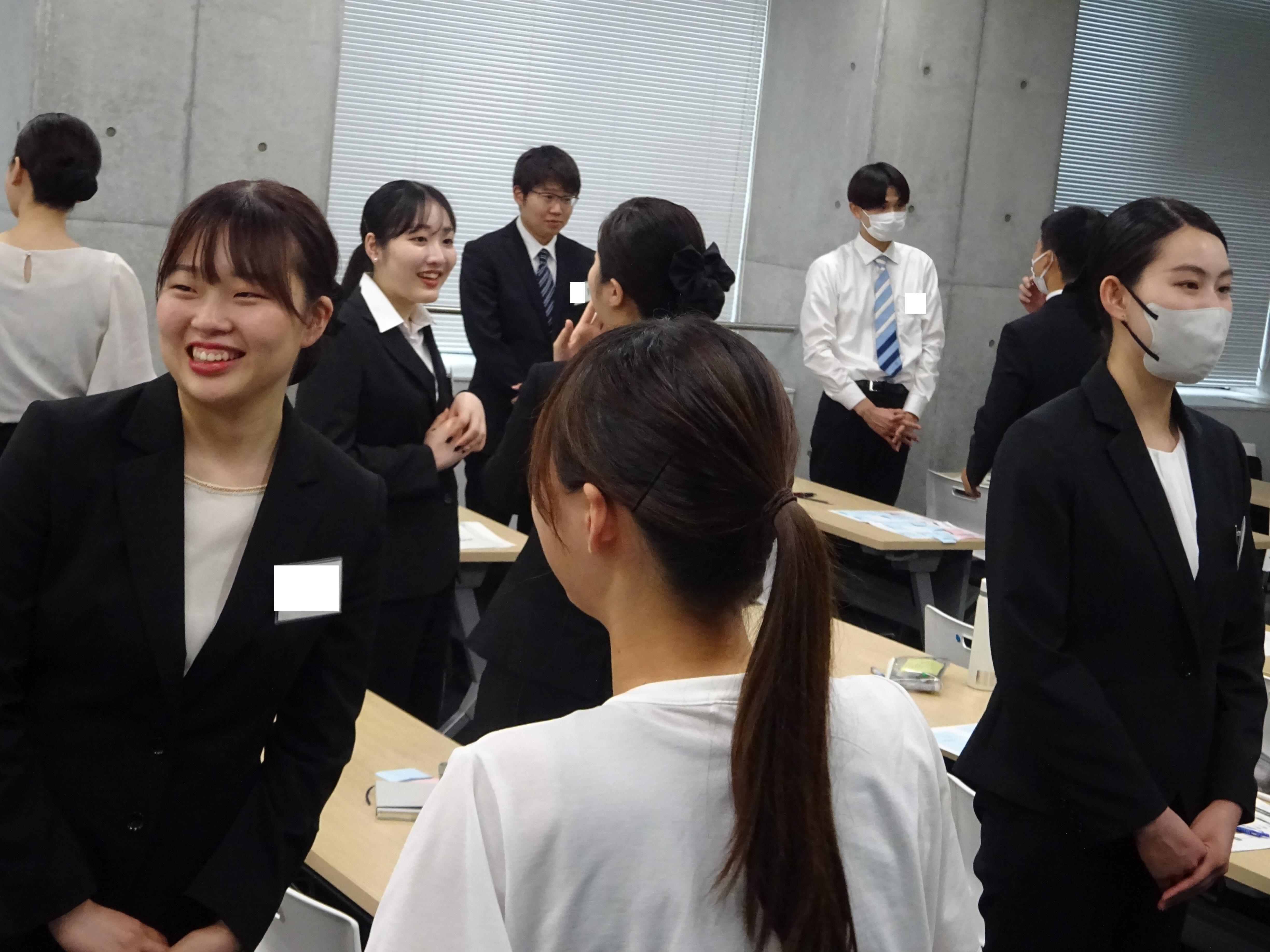 立ち話での雑談力を磨きます