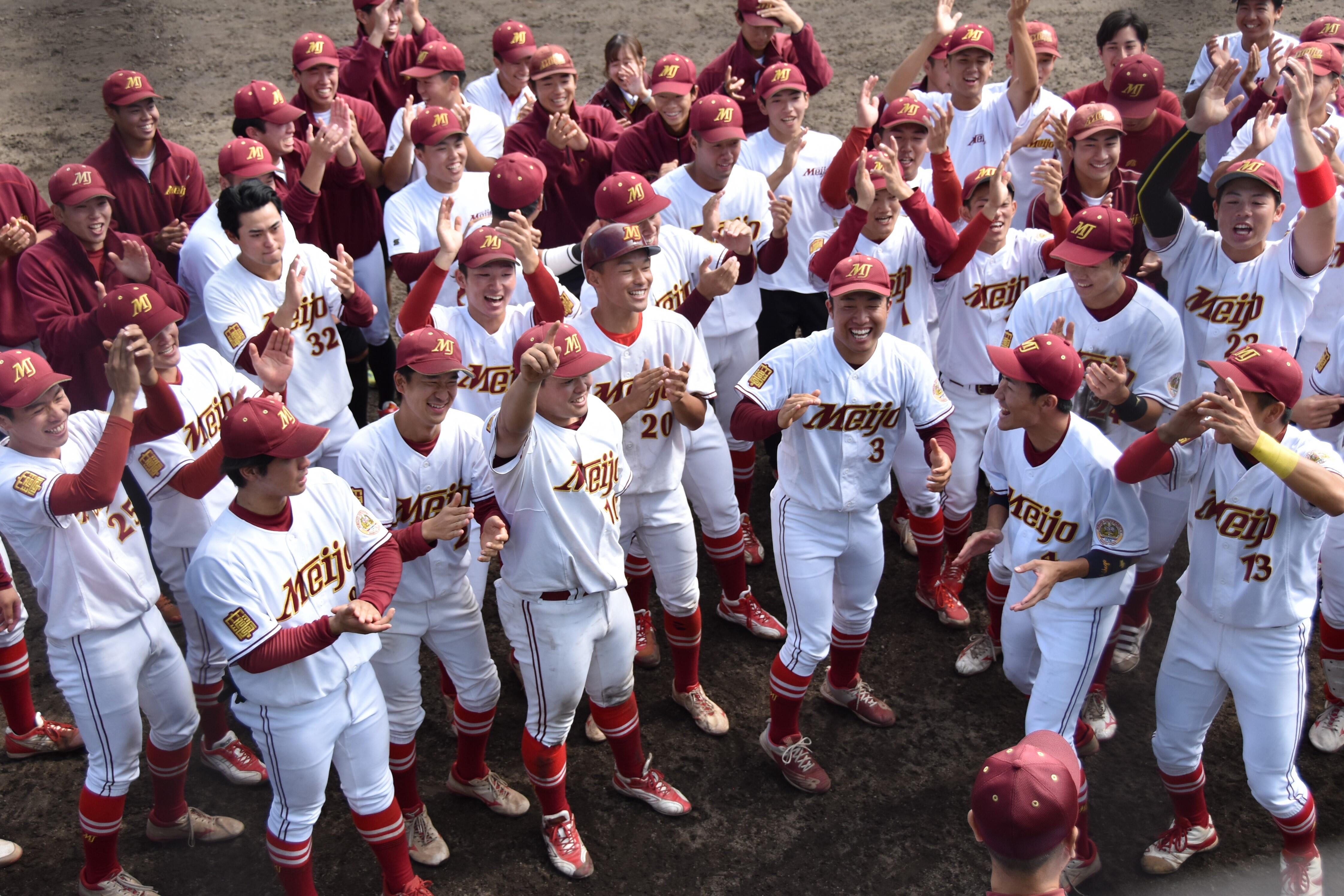 愛知大学野球連盟秋季リーグ戦で優勝を決めた硬式野球部