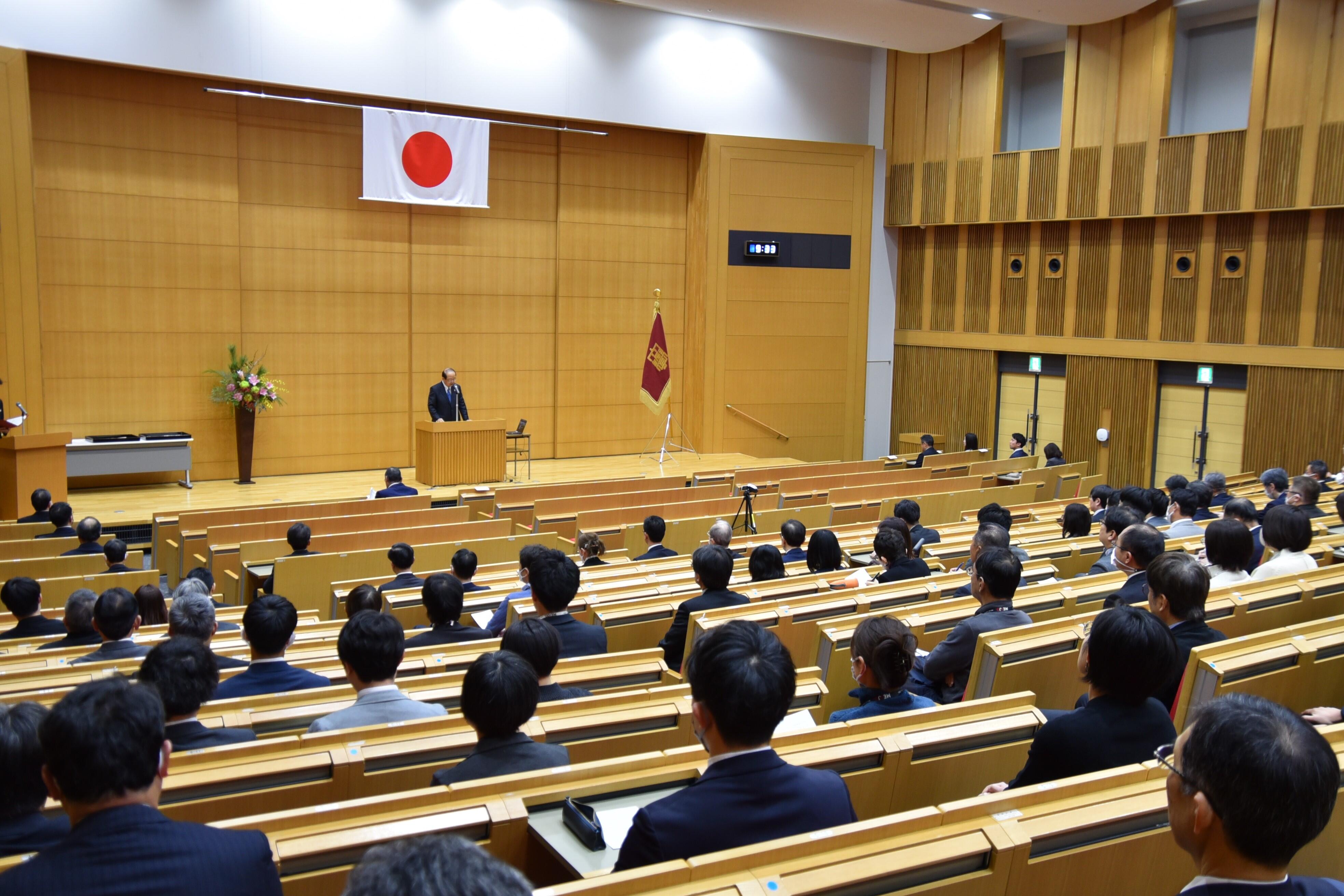 名城ホールで開催