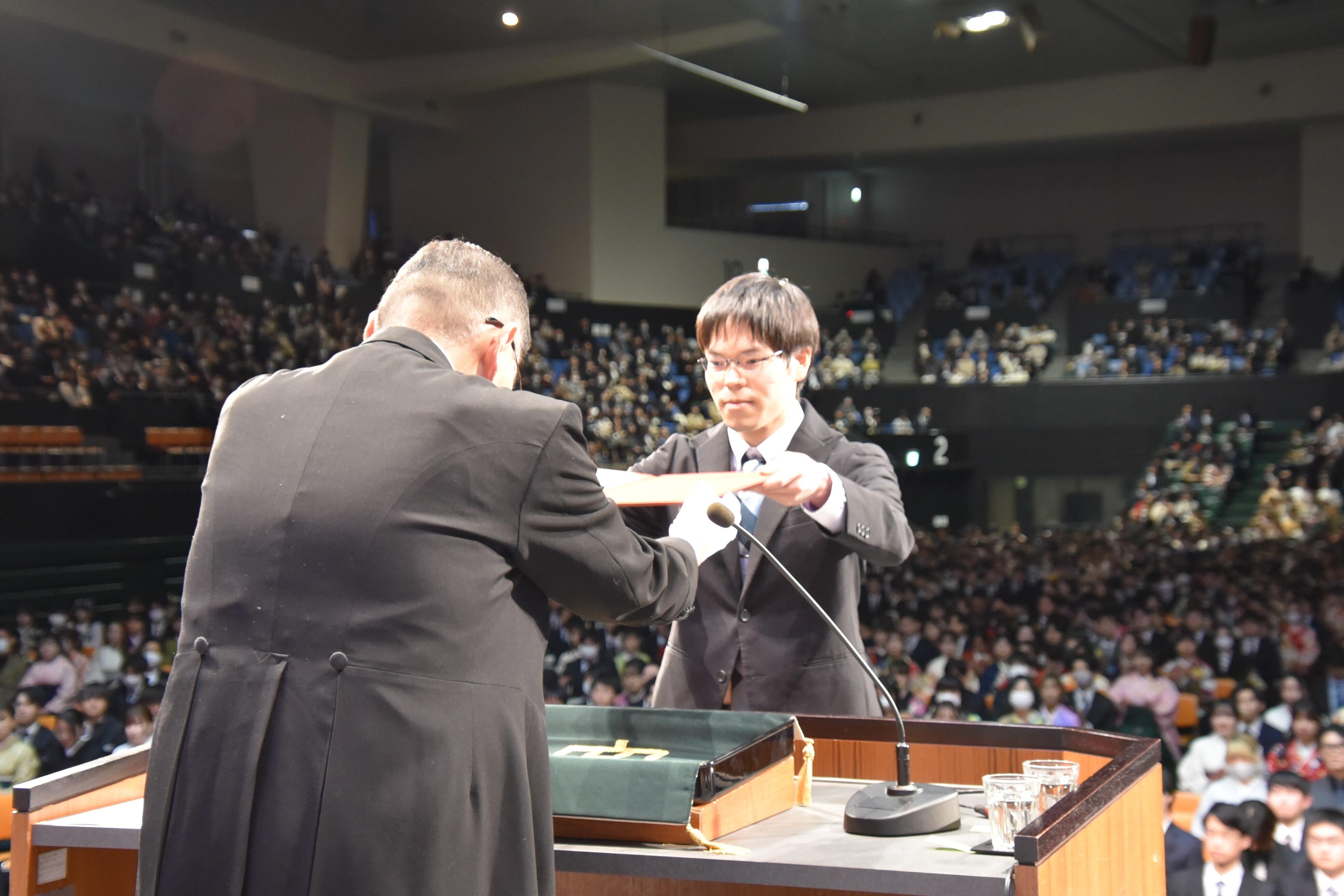 農学部代表の坪井大樹さん