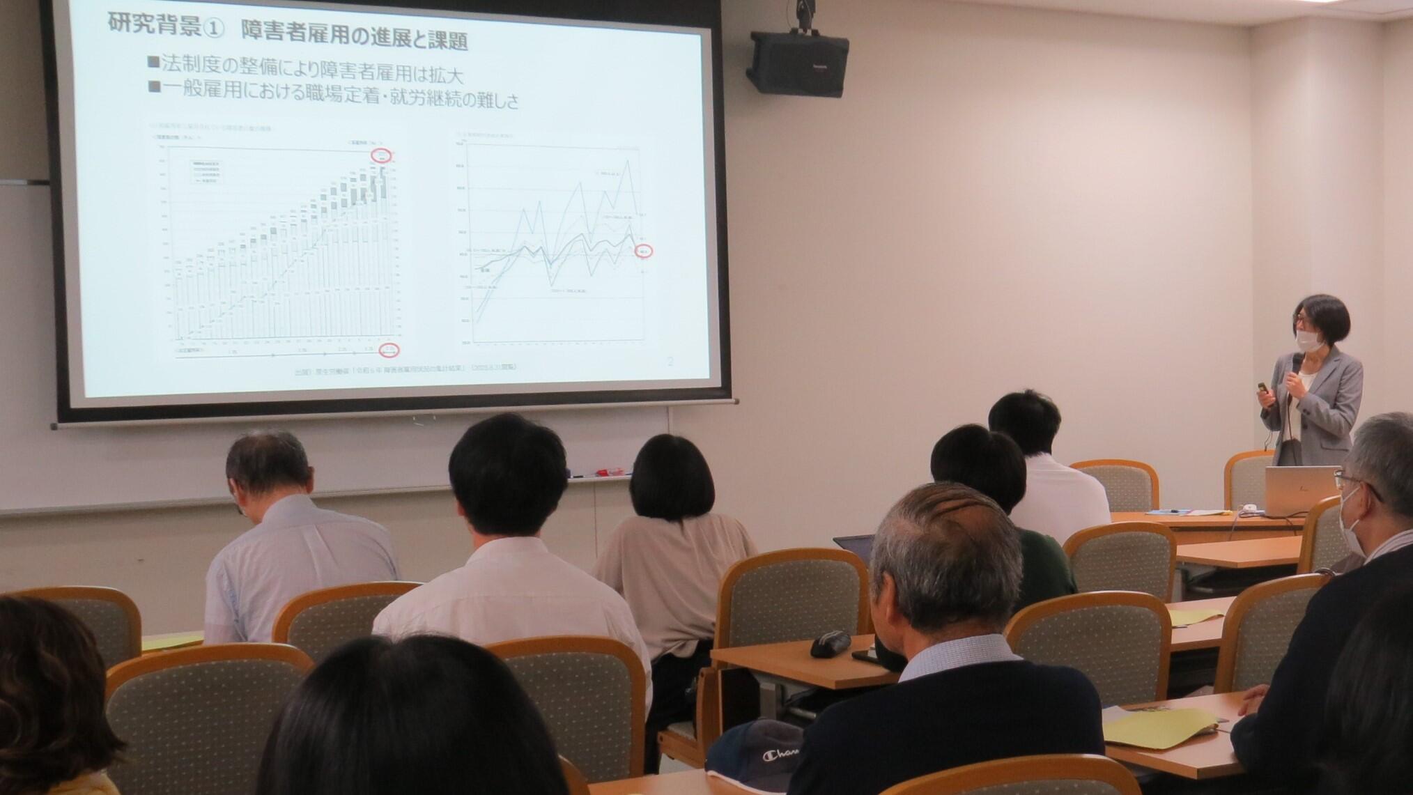 在学生発表の様子