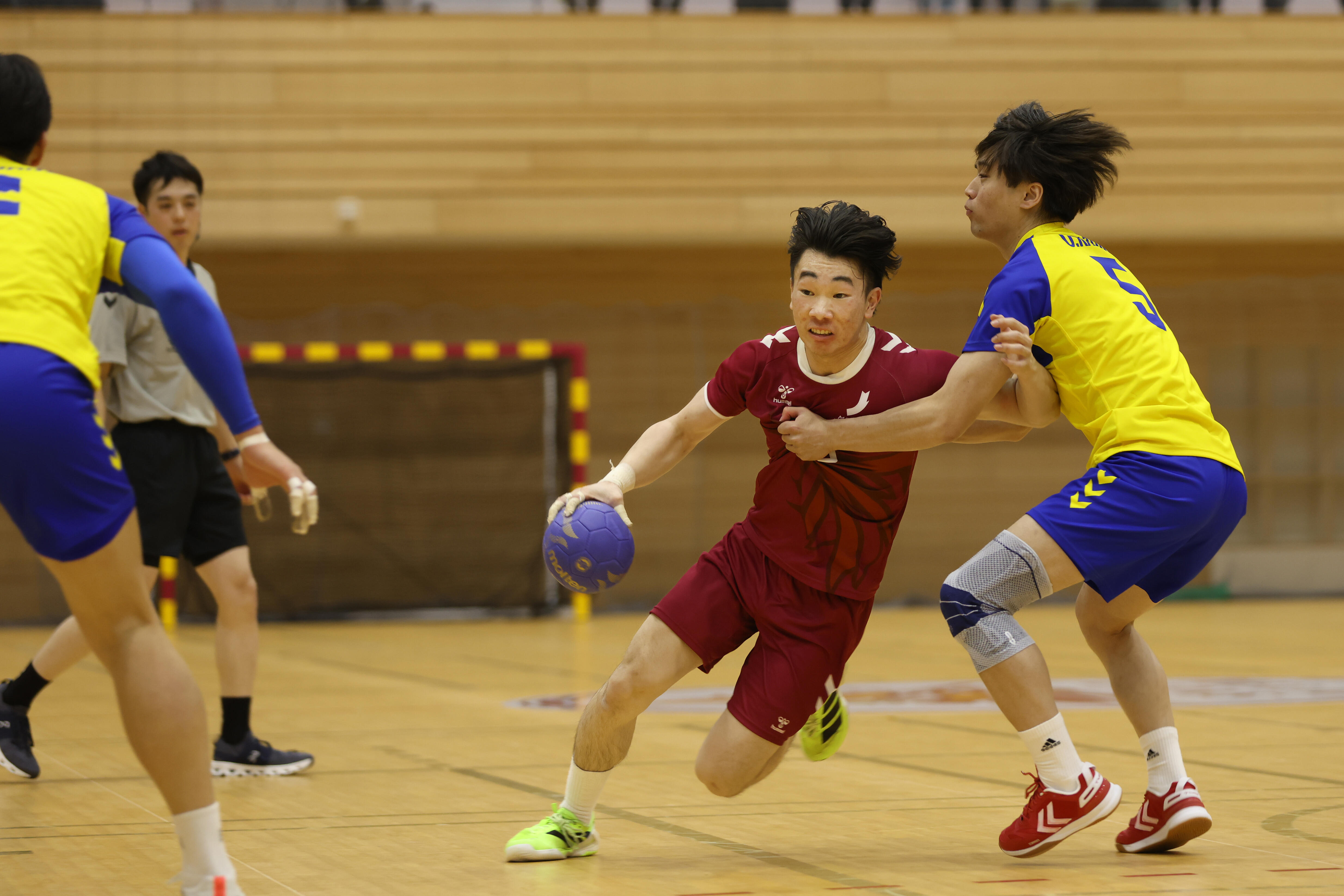 スピードあふれる攻防