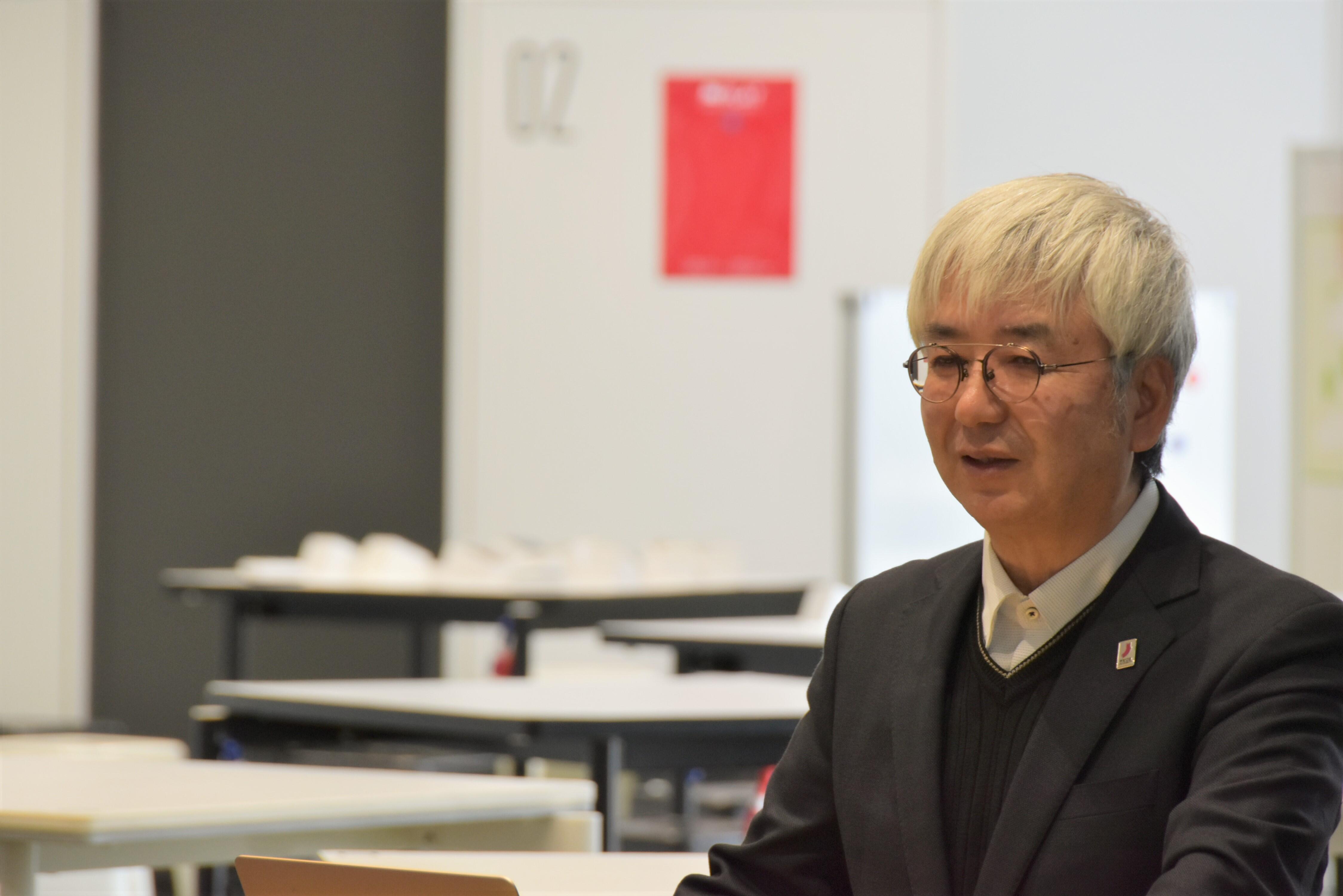 講演する加藤教授