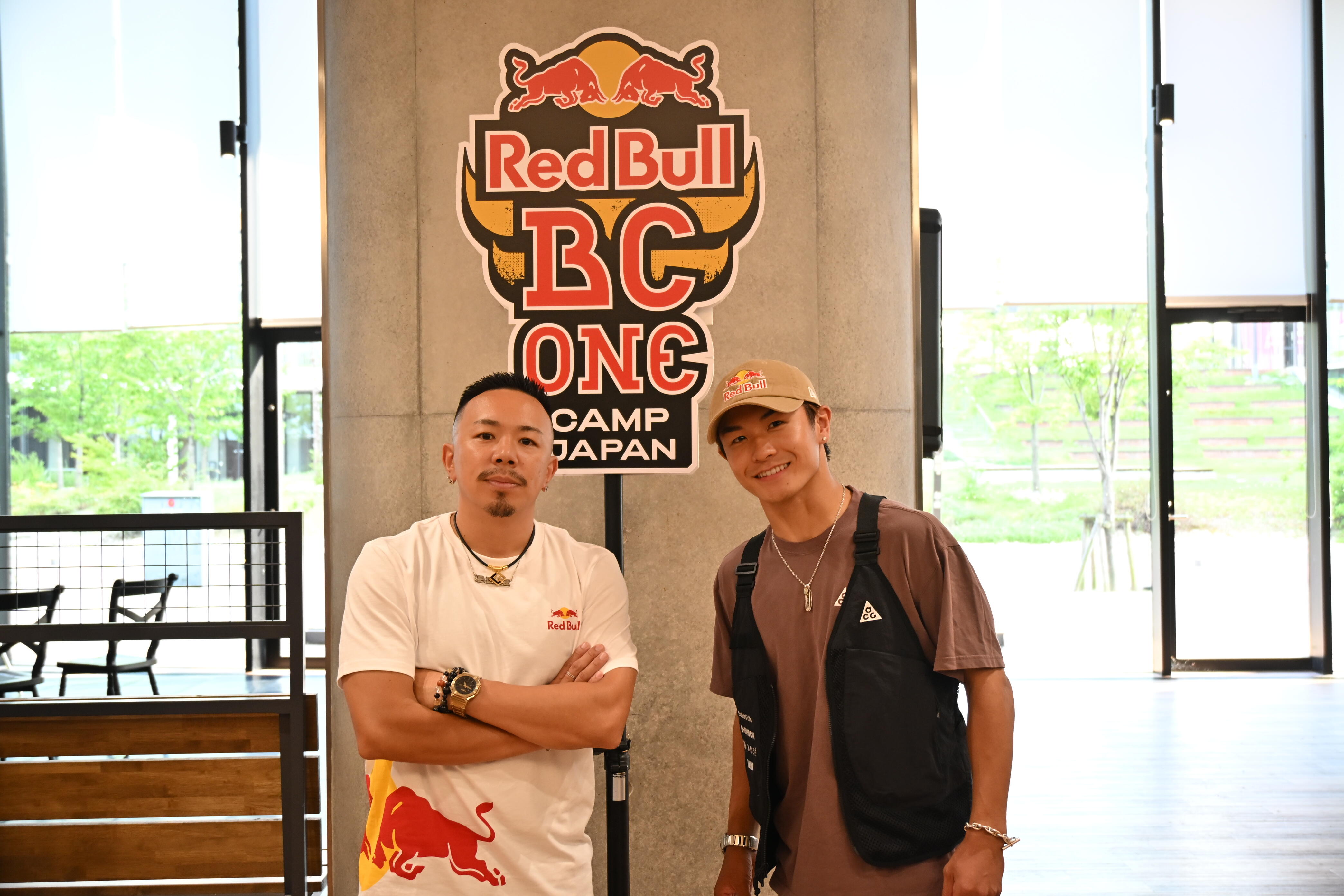 日本のブレイクダンス界を牽引するTAISUKE（野中泰輔）さん（左）とトップブレイカー・Shigekix（半井重幸）さん