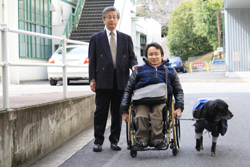 グリフと登校した和田君と横森教授