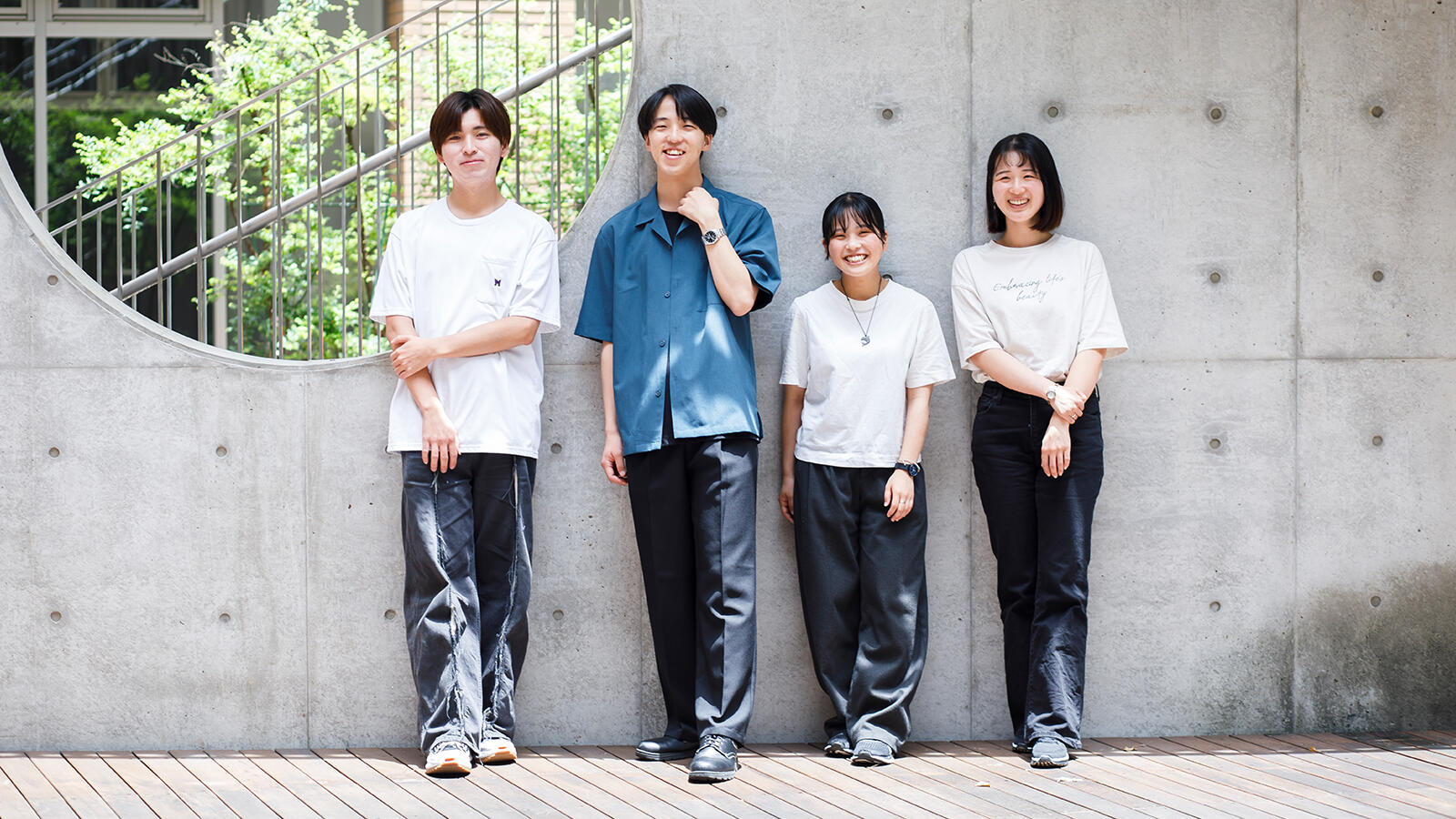 生活のサポートと<br />語学訓練のパートナーが役目